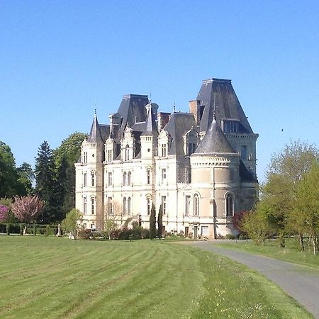 Chateau De La Tremblaye Cholet Exterior foto