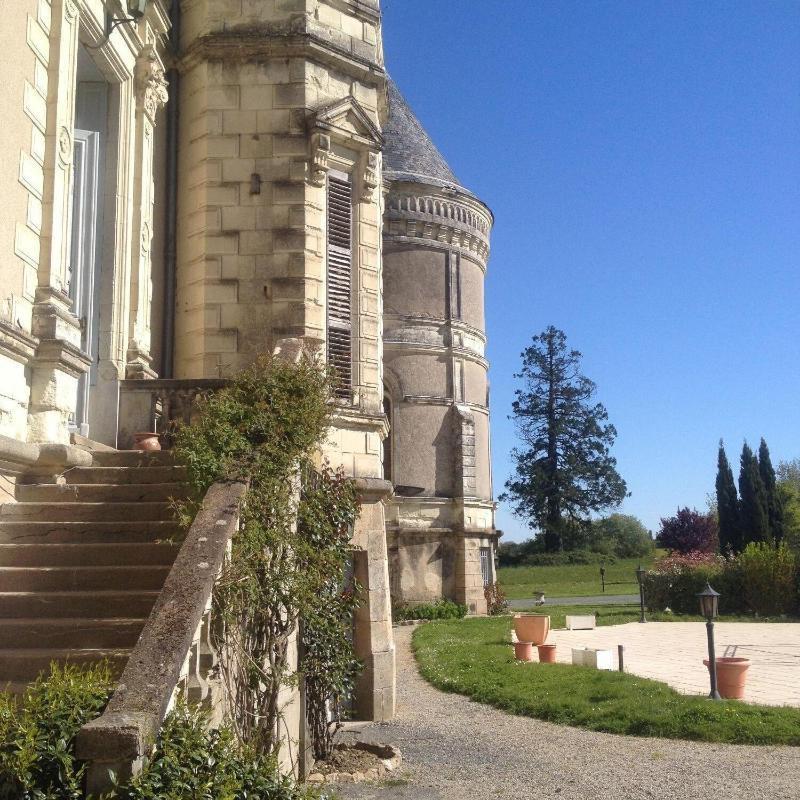 Chateau De La Tremblaye Cholet Exterior foto